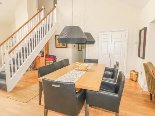 Cedar Lodge Wadebridge - Image 1