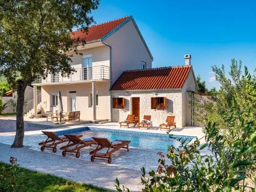 Holiday Home in Stankovci - Image 1