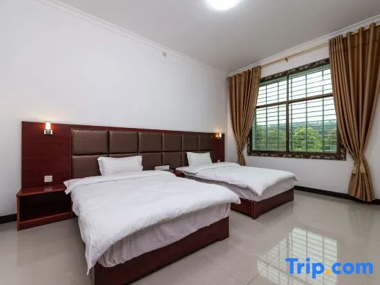 Towo Holiday Hotel (Miluo Dajing Lake) - Image 1