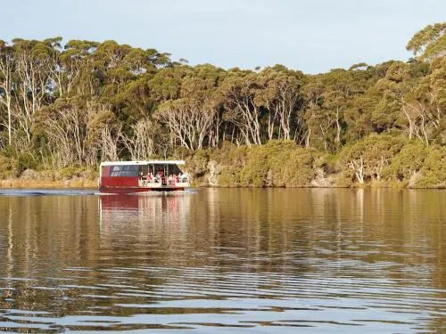 Riverside Retreat Chalets, Walpole - Image 1