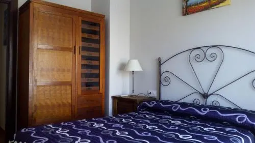 Apartamentos Santa Ana - Image 1