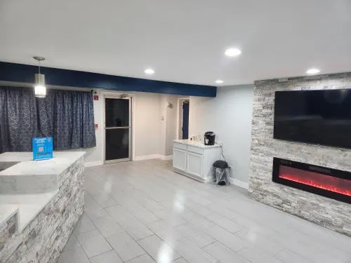 Sunshine Lodge - Image 1