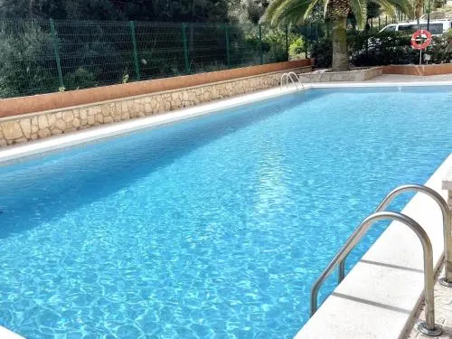 ApartBeach FLUROMAR Relax Climatizado y Piscina - Image 1