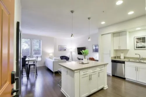Urban Flat Apartments @ Heart Of Silicon Valley - Image 1