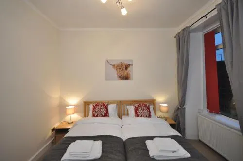 5 Wallace Street - Image 1