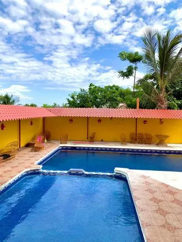 Hotel Puerto Alegre - Image 1