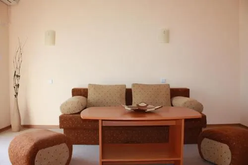 Hotel Milan - Image 1