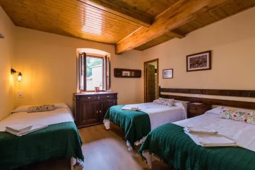 Hostal Pena Santa - Image 1