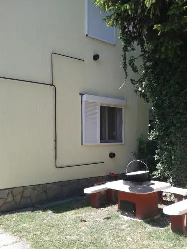 Napsugar Apartment - Image 1