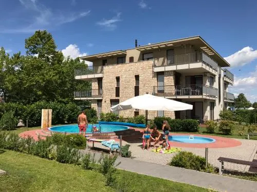 Reflex Apartments Zamardi - Image 1
