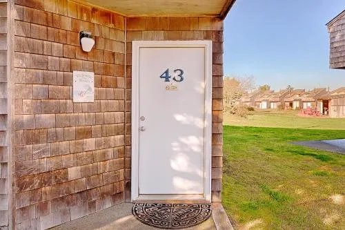 Heartland Condo - Image 1