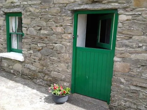 Westland Traditional Cottage Dated 1700's - Image 1