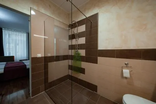 Quantum House - Image 1