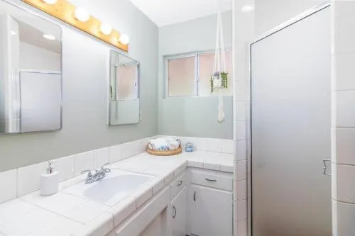 9min to Univ of Redlands Spacious Boho Home 5min to Downtown DISCOUNTS - Image 1