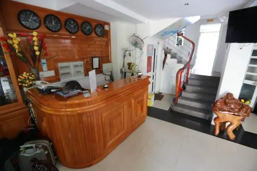 Nhiet Doi Hotel - Image 1
