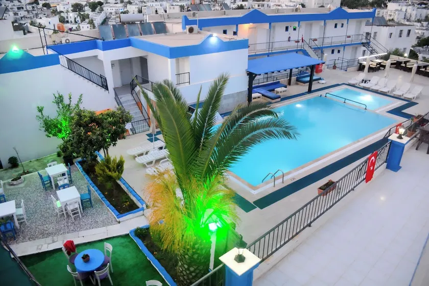 Can Hotel - Image 1