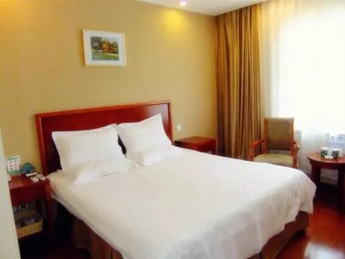 Greentree Inn Laiwu Gangcheng Hotel - Image 1