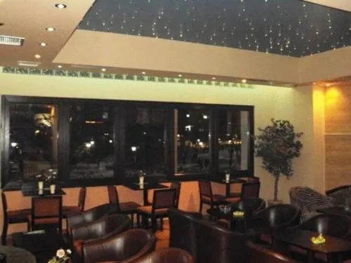 Hotel Astoria traditional - Image 1