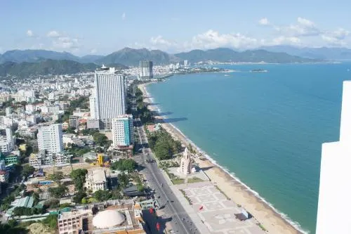 Hong Nga Beach Apartments - Image 1