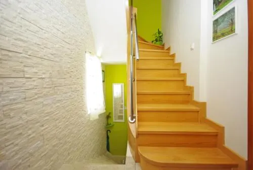 Downtown Residence Apartment - Image 1