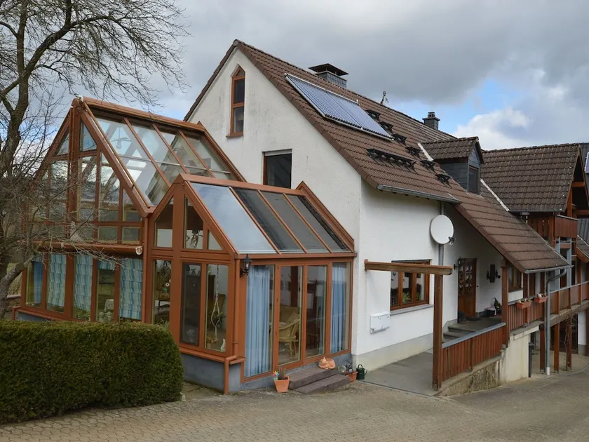Lovely Holiday Home in Kerpen naer Volacanic Eifel - Image 1