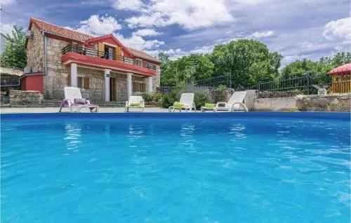 Three-Bedroom Holiday Home In Krusevo - Image 1