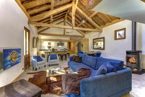 Chalet Des Sapins - Image 1
