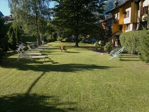 Hotel Dei Camosci - Image 1