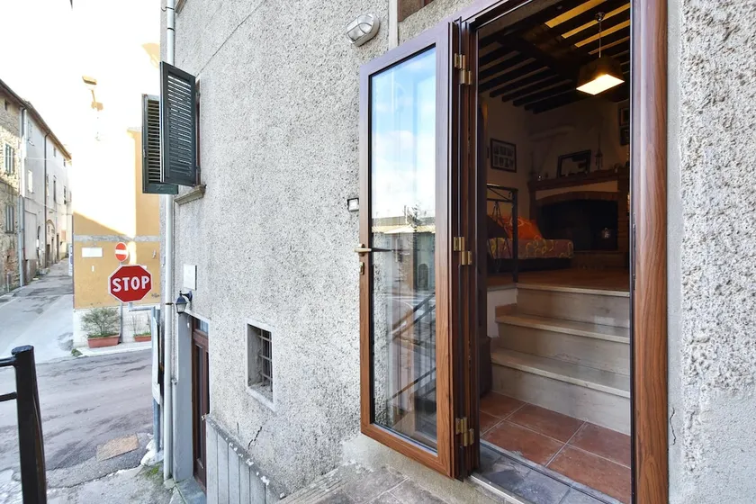 Apartment Via Roma 3 - Image 1