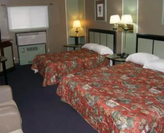 The Manor Motel - Image 1