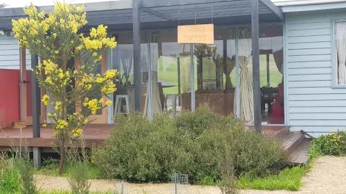 The Harvest ese vineyard cottage - Image 1