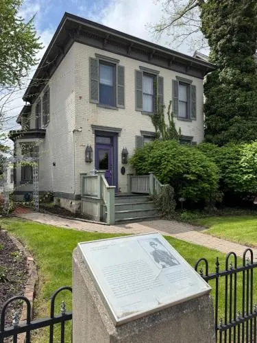 Historic Sion Bass Guest House - Image 1