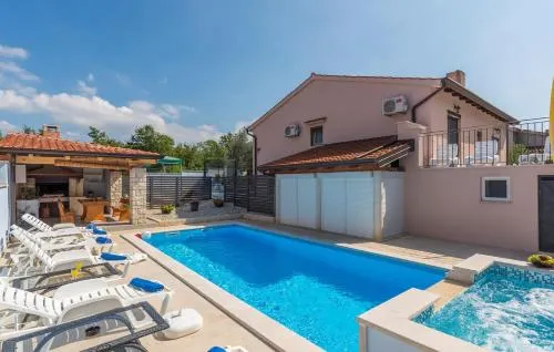 Apartment Leon - Image 1