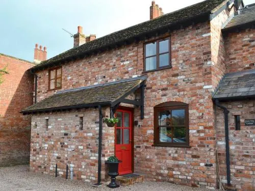 Bombu Cottage - Image 1