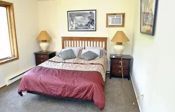 Woodland Retreat - Image 1