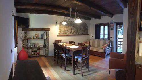 La Rondine sul Lago d'Orta - Image 1