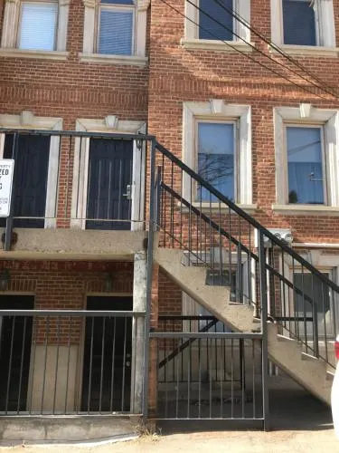 2-Bedroom Toronto Rental Eglinton & Avenue Rd - Image 1