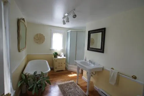 Serendipity B&B - Image 1