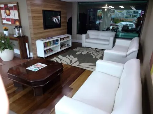 Alcacer Hotel - Image 1