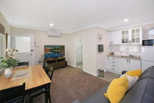 Sur Le Mont - Blackheath - Studio Apartment - Image 1
