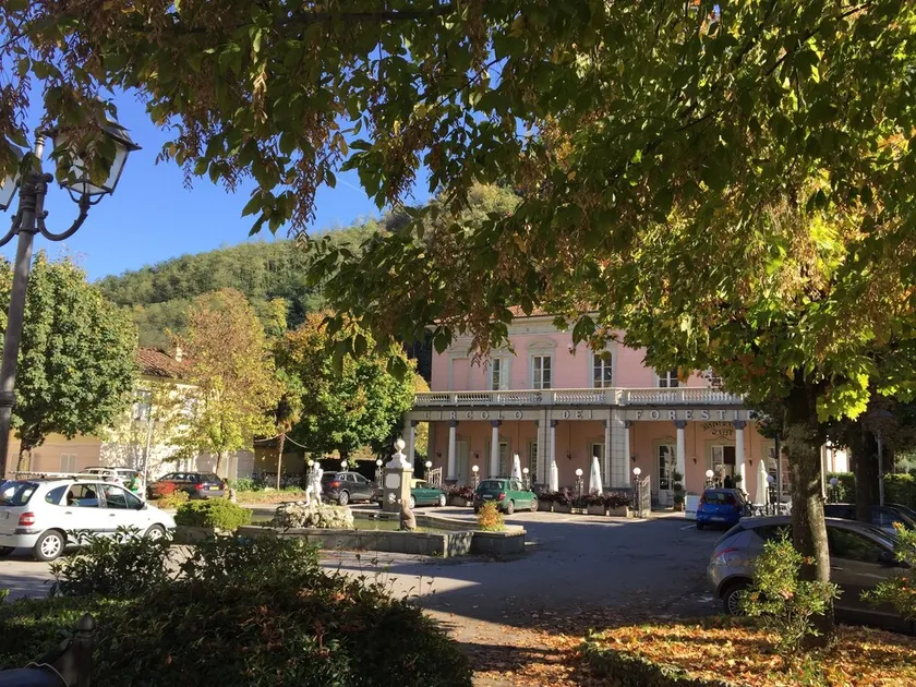 Beautiful Renovated 4 bed House in Bagni di Lucca - Image 1