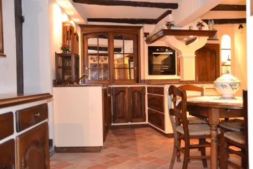 Cuor Di Borgo (Adults Only) - Image 1