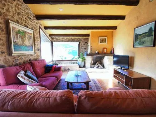 Masia with pool and beautiful views near Girona - Image 1
