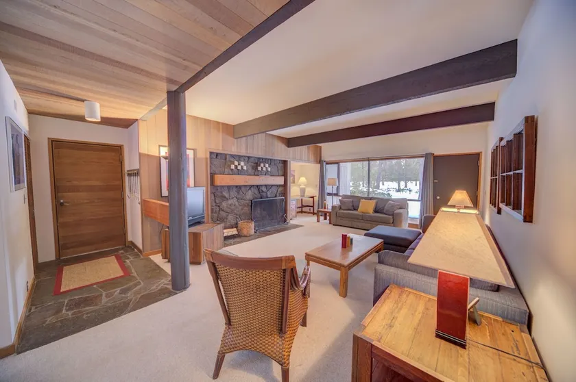 The Meadow House in Sunriver - Image 1