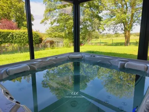 Holiday Home With Indoor Swimming Pool - Image 1