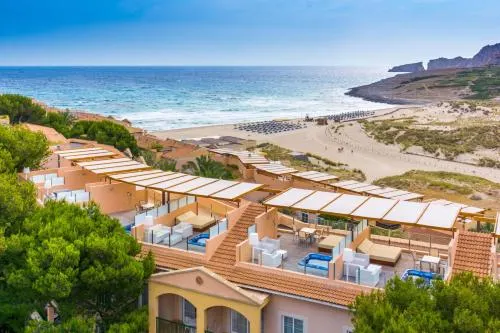 Zafiro Park Cala Mesquida - Image 1