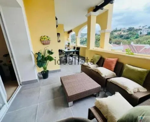 Confortable Apartment with amazing views in Marbella - Image 1