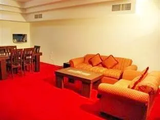 Adam Plaza Hotel - Image 1