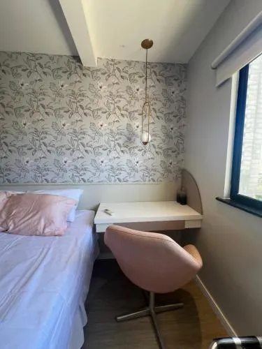 Luxuoso Apartamento na Ponta da Areia - Image 1