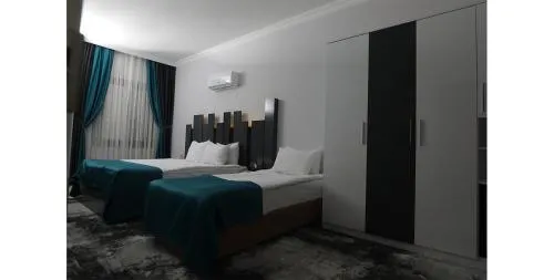 Plaza Hotel Izmir - Image 1